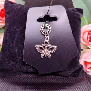 Beautiful Butterfly Pendant Charm for Necklace Bracelet NEW